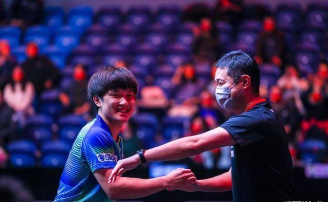 韩国队完胜日本队,奥恰洛夫点燃赛场 韩国队完胜日本队,奥恰洛夫点燃赛场