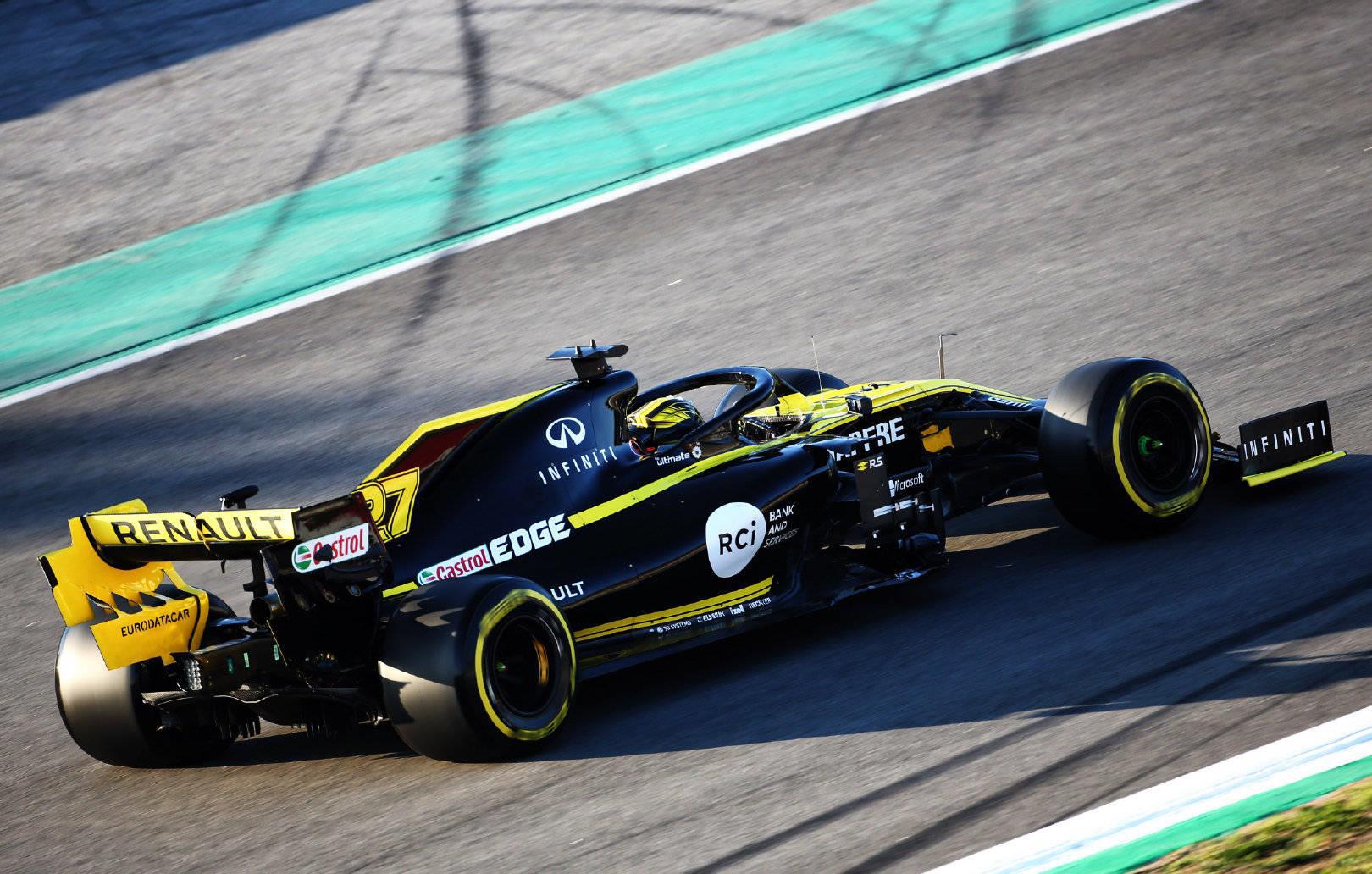 雷诺车队横扫梅赛德斯,皮亚斯特里点燃赛场 雷诺车队横扫梅赛德斯,皮亚斯特里点燃赛场