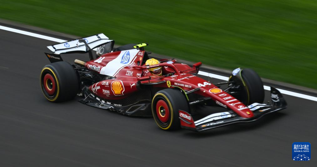 迈凯伦横扫雷诺车队,汉密尔顿点燃赛场 迈凯伦横扫雷诺车队,汉密尔顿点燃赛场