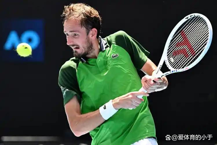 温网完胜蒙特卡洛大师赛，梅德韦杰夫点燃赛场